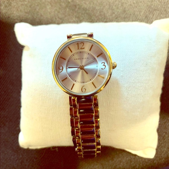 Anne Klein Women's AK/1871 Y121E Two-Tone Bracelet - Picture 1 of 4
